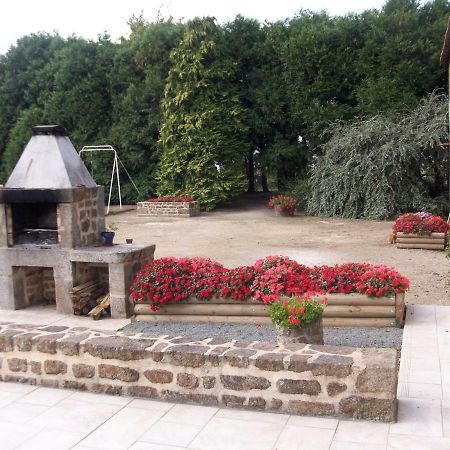 Chambres D'Hotes La Belle Taille Lassay-les-Chateaux Luaran gambar